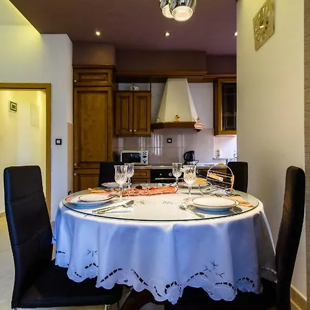 B-2you Apartment *